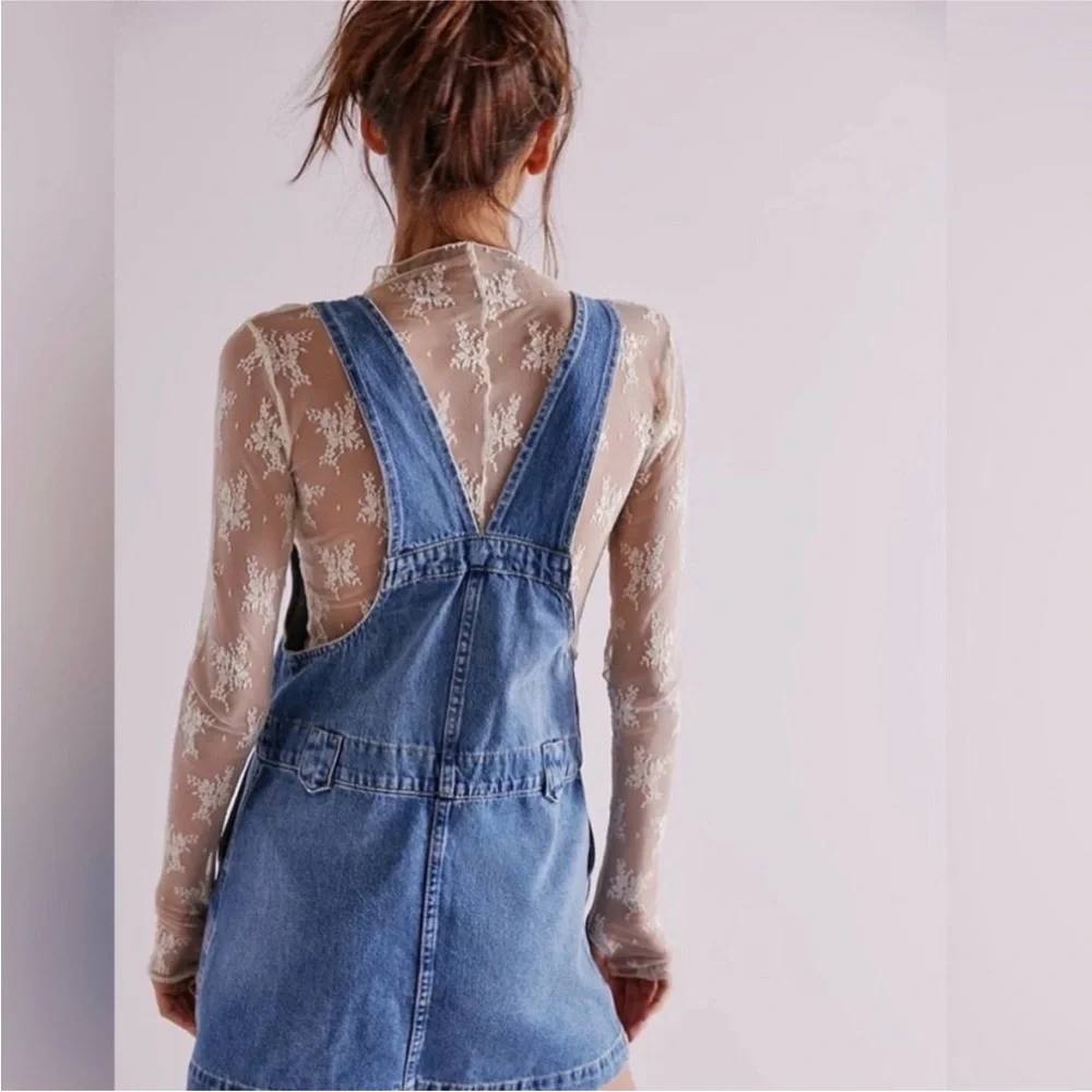 NWT Free People Blue Denim Button-Front Pinafore Dress Size Large - Picture 2 of 4